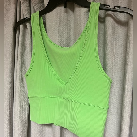 Scream Green Lululemon Power Pivot tank - Picture 3 of 3